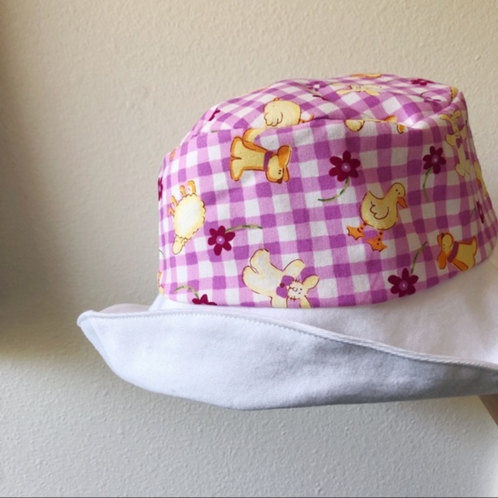 Handmade reworked reversible bucket hat‎ white unisex